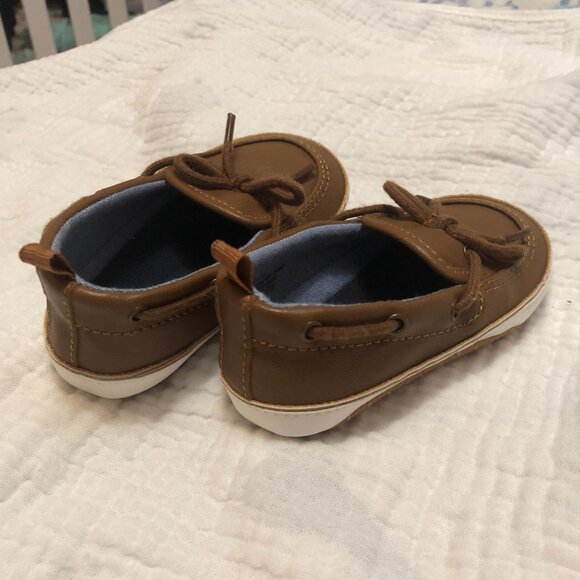 👞 NWOT Old Navy Baby Boat Shoes Cognac Size 12-18M Soft Sole Chic Preppy - Picture 3 of 6